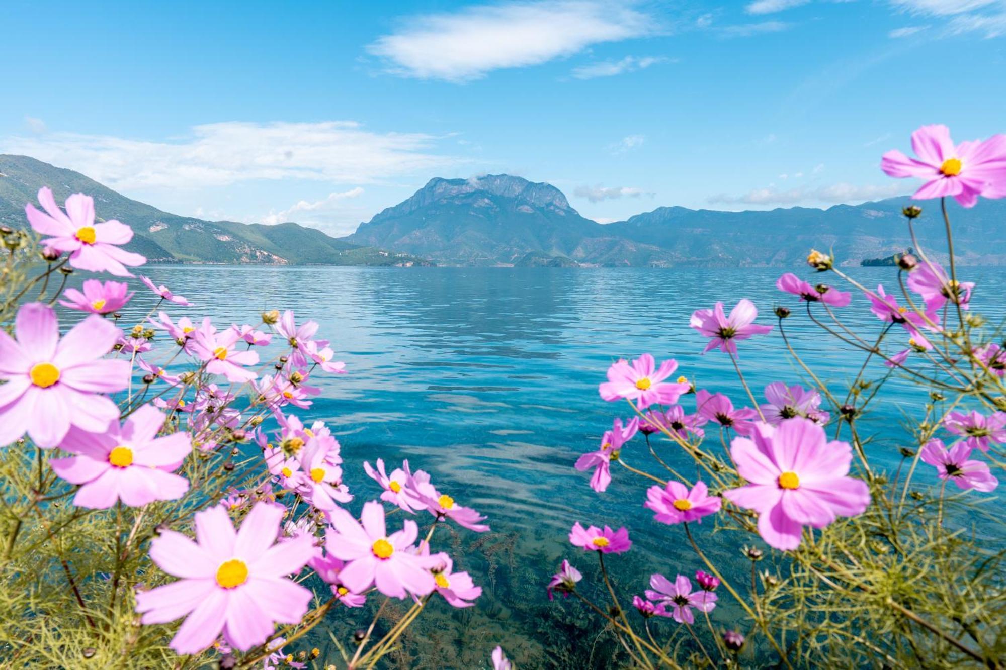 Hotel Indigo Lugu Lake By Ihg Lijiang  Exterior foto