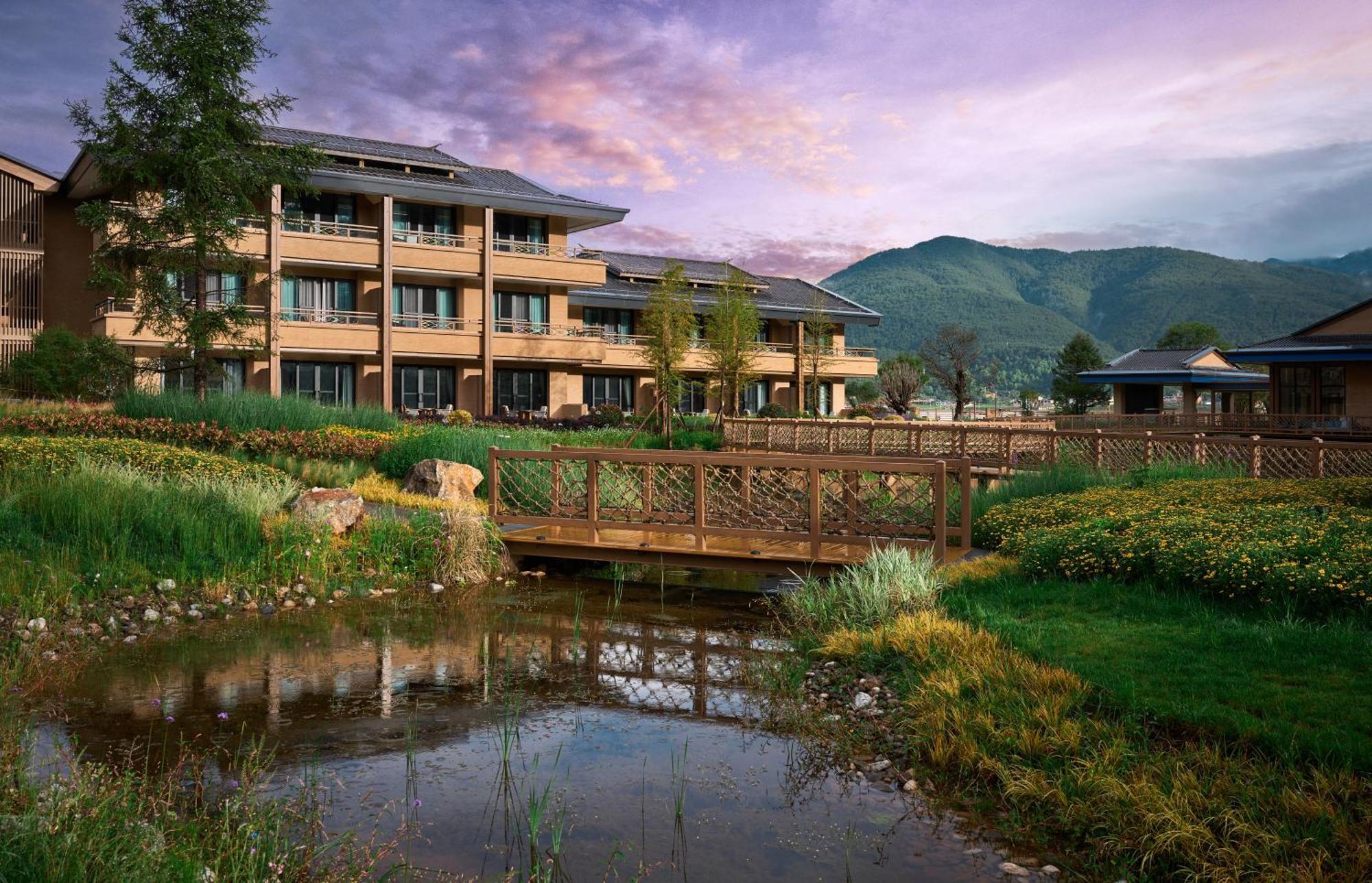 Hotel Indigo Lugu Lake By Ihg Lijiang  Exterior foto